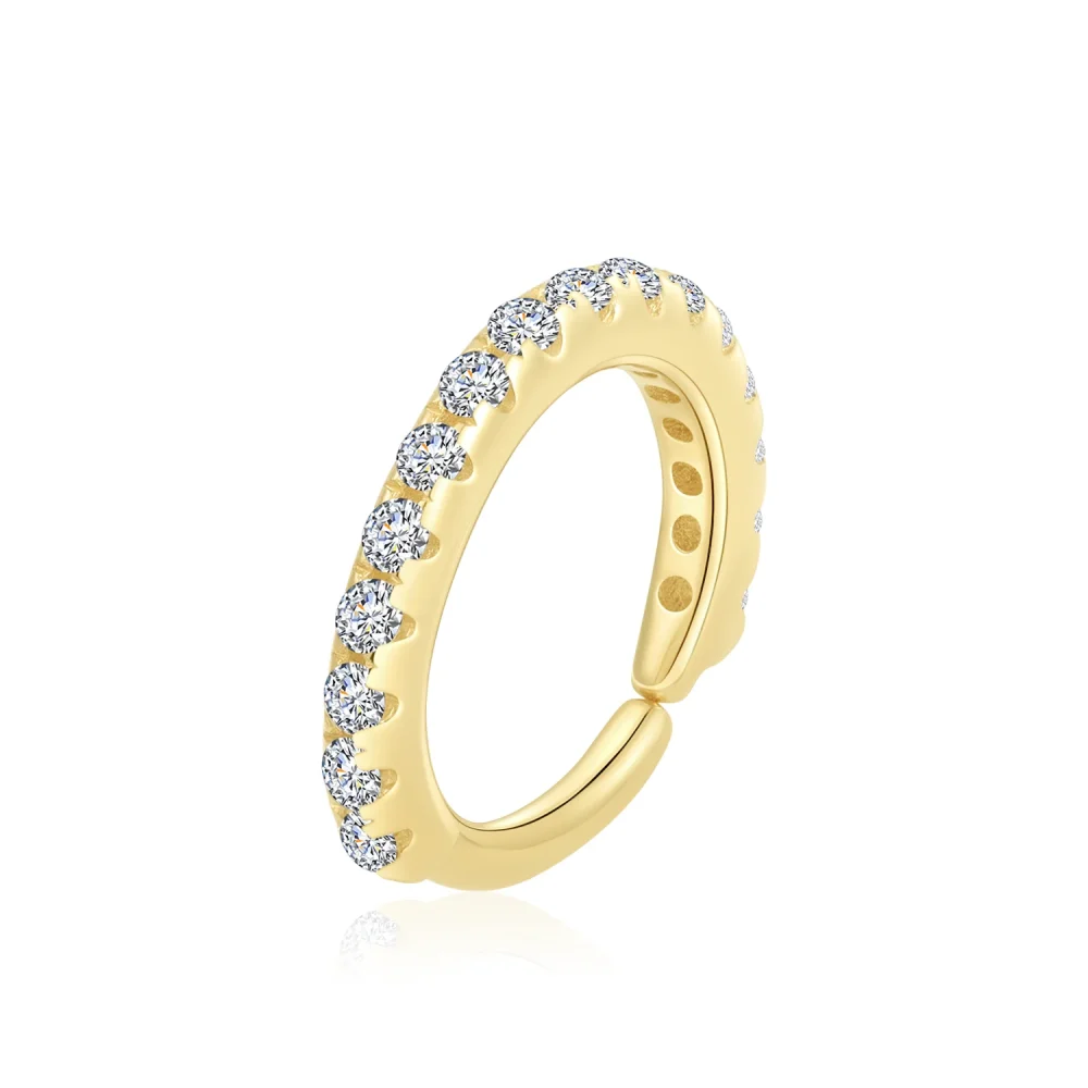 14K Solid Gold Seamless Ring with Embedded CZ Stones