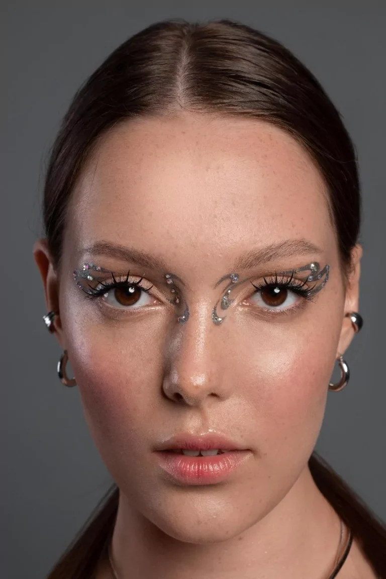 woman-wearing-jewelry-makeup